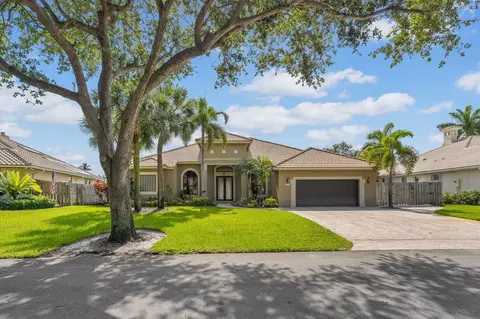 2060 SW 59th Ave, Plantation, FL 33317