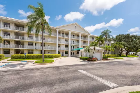 6121 Balboa Cir #202, Boca Raton, FL 33433