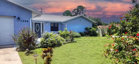 1098 SW Janar Ave, Port Saint Lucie, FL 34953
