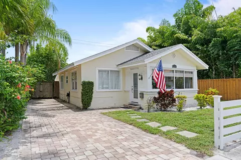 210 Malverne Rd, West Palm Beach, FL 33405