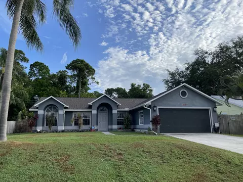 1819 SW Nantucket Ave, Port Saint Lucie, FL 34953