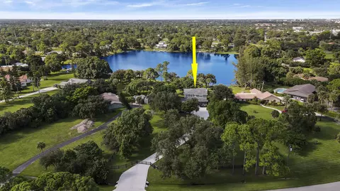 4645 Square Lake Dr, Palm Beach Gardens, FL 33418