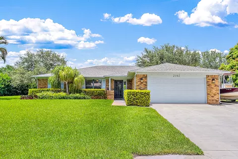 2592 SE Hamden Rd, Port Saint Lucie, FL 34952