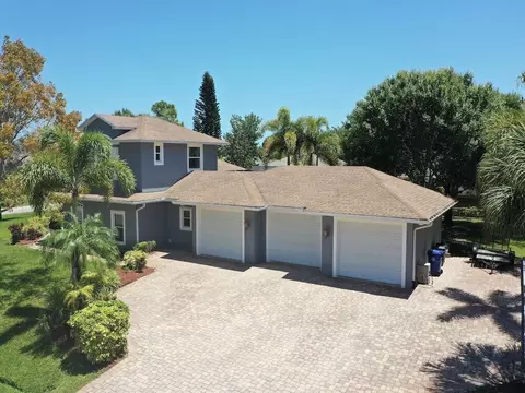 1602 Quaker Ln, Sebastian, FL 32958
