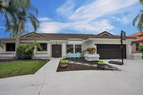 4711 NW 60 Ln, Coral Springs, FL 33067