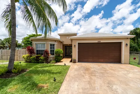 1329 NW 7 Ct, Fort Lauderdale, FL 33311