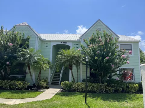 1155 3rd Ave #203, Vero Beach, FL 32960
