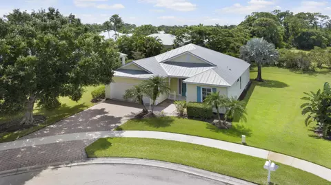 417 NE Deep Water Cv, Port Saint Lucie, FL 34983