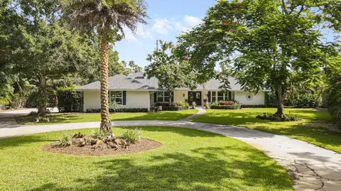 19980 Castlewood Dr, Jupiter, FL 33458