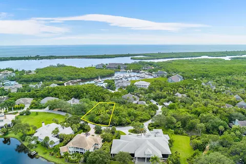 7752 SE Loblolly Bay Dr, Hobe Sound, FL 33455