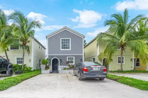 4337 Springfield St, Lake Worth, FL 33461