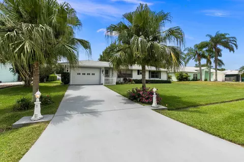 1274 SW Parma Ave, Port Saint Lucie, FL 34953