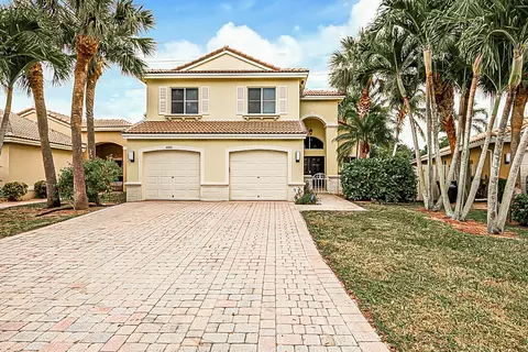 4005 Torres Cir, West Palm Beach, FL 33409
