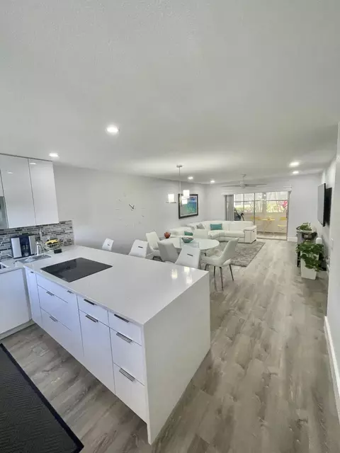 12009 Poinciana Blvd #107, Royal Palm Beach, FL 33411