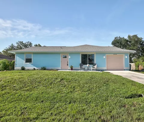 2038 SW Grant Ave, Port Saint Lucie, FL 34953