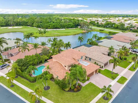 2609 Arbor Ln, Royal Palm Beach, FL 33411