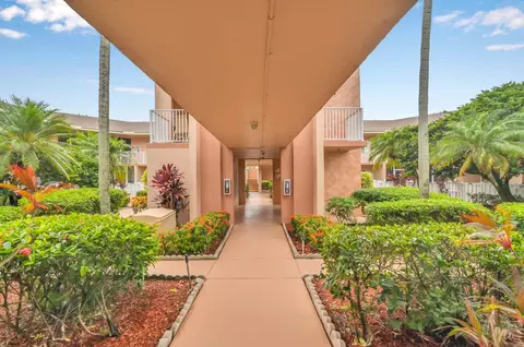 7261 S Devon Dr #116, Tamarac, FL 33321