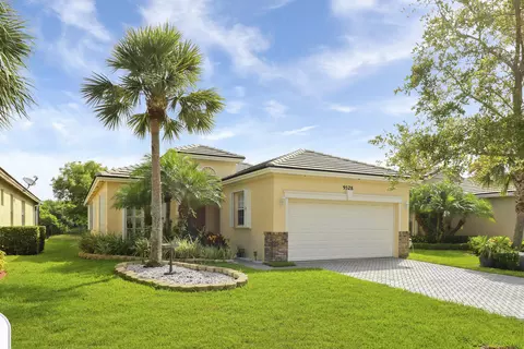 9528 SW Flowermound Cir, Port Saint Lucie, FL 34987