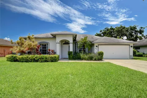 200 Monterey Way, Royal Palm Beach, FL 33411