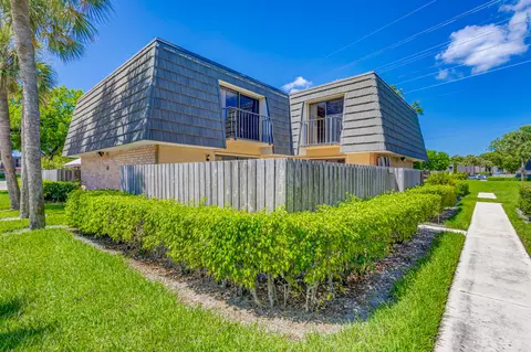 1620 16th Way, West Palm Beach, FL 33407
