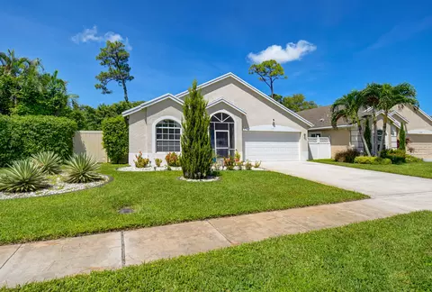 1181 Aviary Rd, Wellington, FL 33414