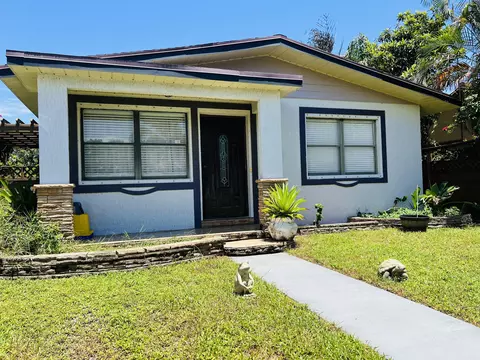 715 High St, West Palm Beach, FL 33405