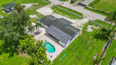 19750 SW 185th Ct, Miami, FL 33187