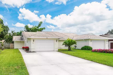 84 SE Ontario Way, Stuart, FL 34997