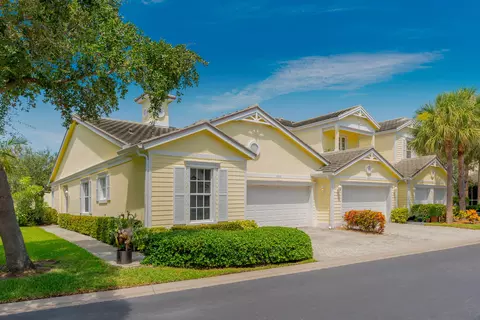 205 Shelley Ln, Fort Pierce, FL 34949