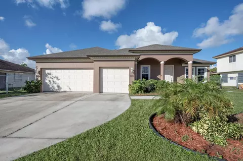 2050 SW Hampshire Ln, Port Saint Lucie, FL 34953