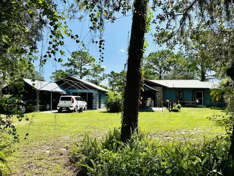110 Orange St, Lake Placid, FL 33852