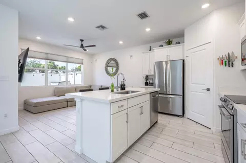 8786 Via Mar Rosso, Lake Worth, FL 33467