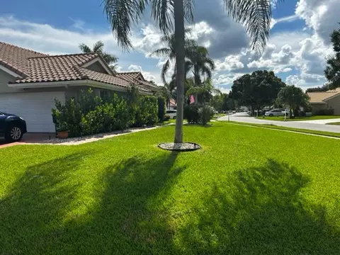 5914 Newport Village Way, Lake Worth, FL 33463