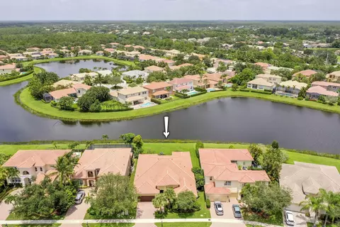 104 Sedona Way, Palm Beach Gardens, FL 33418