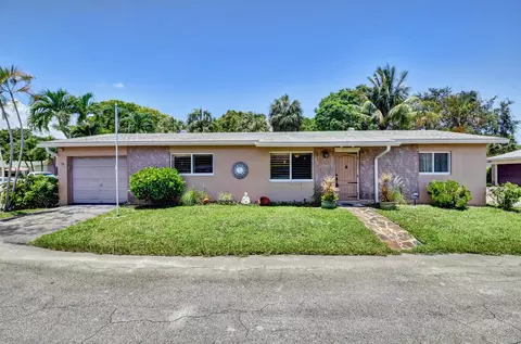 3131 SW Natura Ave, Deerfield Beach, FL 33441