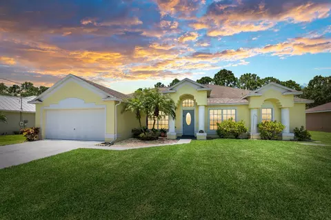 5554 NW South Lundy Cir, Port Saint Lucie, FL 34986