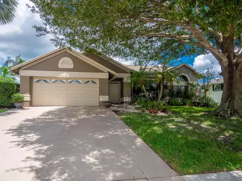 6395 Indian Wells Blvd, Boynton Beach, FL 33437