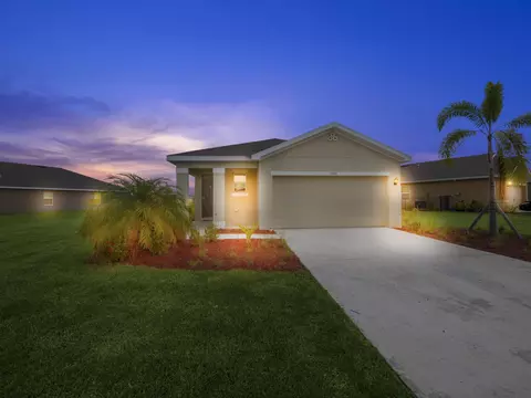 11005 SW Pacini Way, Port Saint Lucie, FL 34987