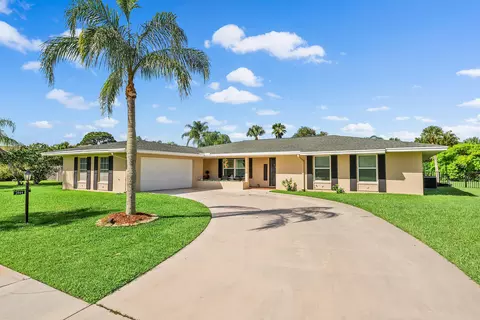 2844 SE Ginza St, Port Saint Lucie, FL 34952