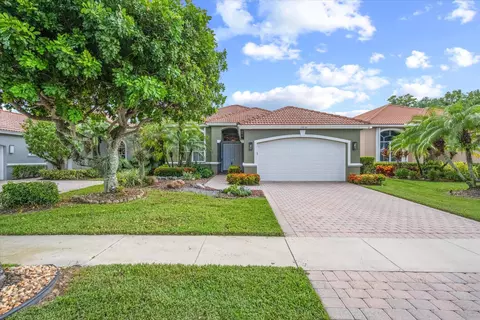 10830 Fairmont Village Dr, Lake Worth, FL 33449