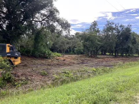 21028 NW 256th St, Okeechobee, FL 34972