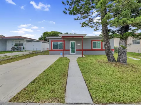 5731 SW 21st St, West Park, FL 33023