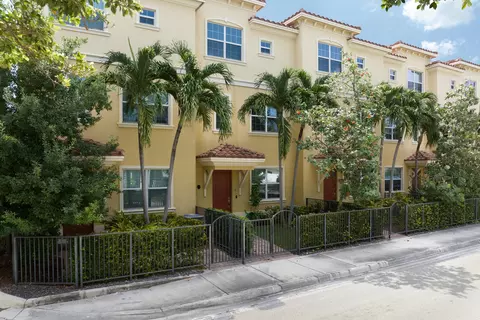 224 S Federal Hwy #2, Lake Worth, FL 33460