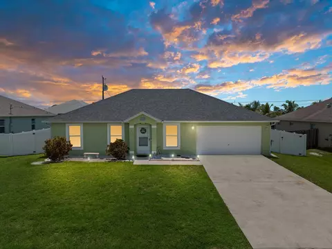 2752 SW Palace Ave, Port Saint Lucie, FL 34987