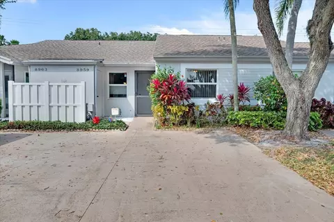 8959 Sunnywood Pl, Boca Raton, FL 33496