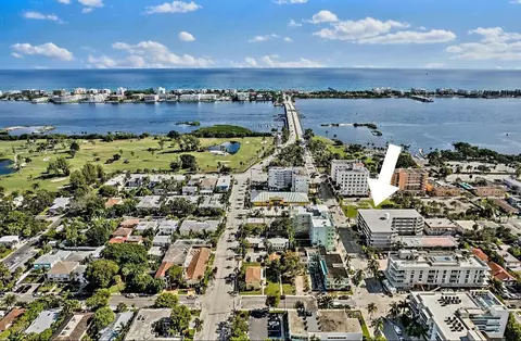 1 S Lakeside Dr #D5, Lake Worth, FL 33460
