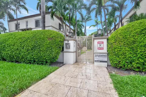 1500 Pennsylvania Ave #12A, Miami Beach, FL 33139