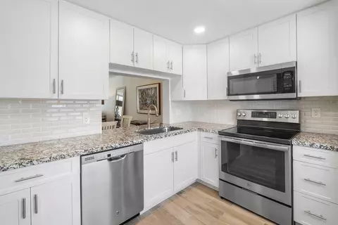 931 Gardenia Dr #368, Delray Beach, FL 33483