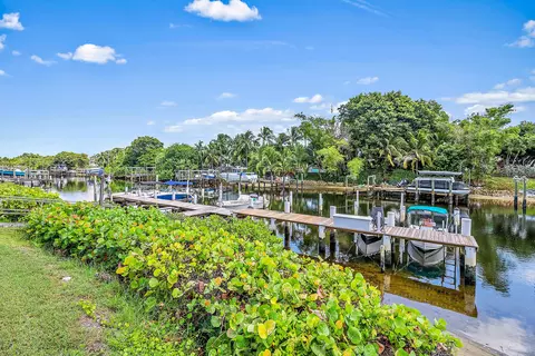 342 Southwind Dr #108, North Palm Beach, FL 33408