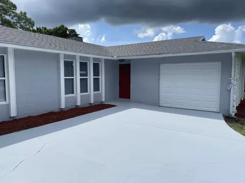 5706 Spruce Dr, Fort Pierce, FL 34982